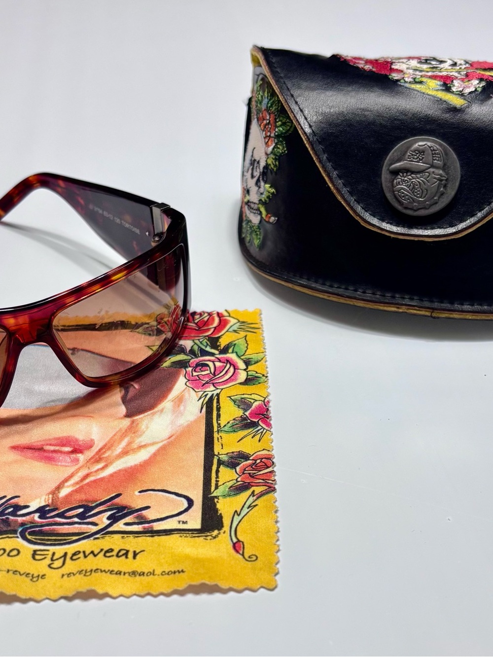 Vintage y2k Ed Hardy EHS-004 Sunglasses with Black Floral Embroidered Case